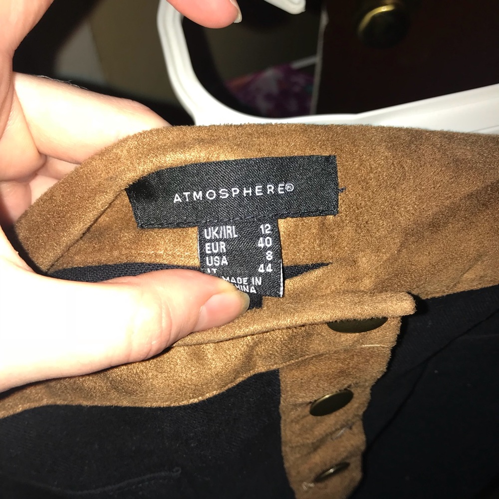 Skirt - Picture 2 of 2